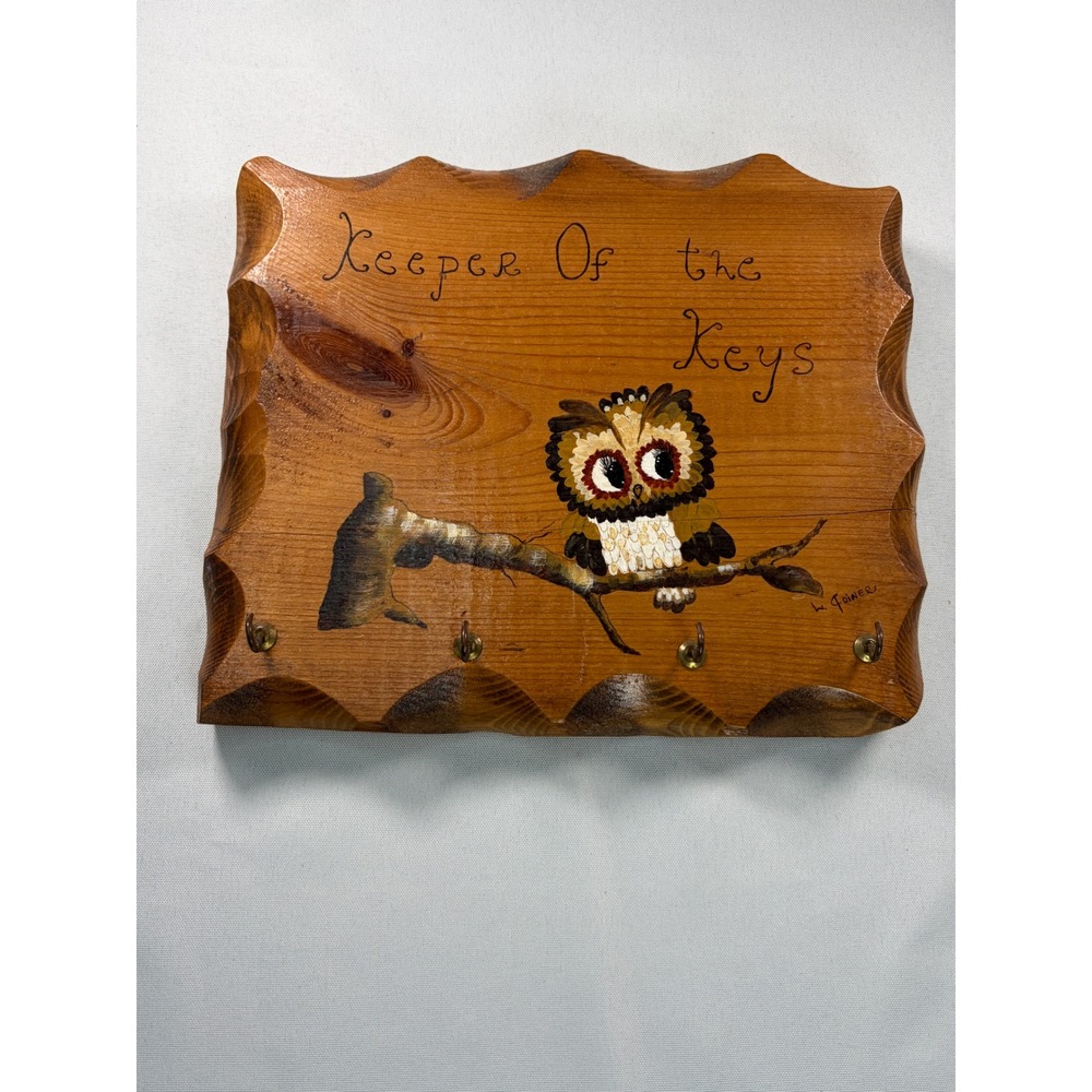 Vintage Owl Key Holder Wall Rack – Hand Painted Folk Art "Keeper of the Keys"